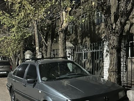 Volkswagen Passat, 1988 — сүрөт 4