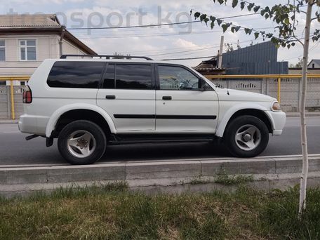 Mitsubishi Montero Sport, 2001 — 照片 4