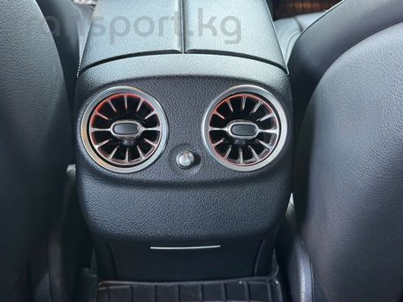 Mercedes-Benz E-Class, 2019 — photo 10