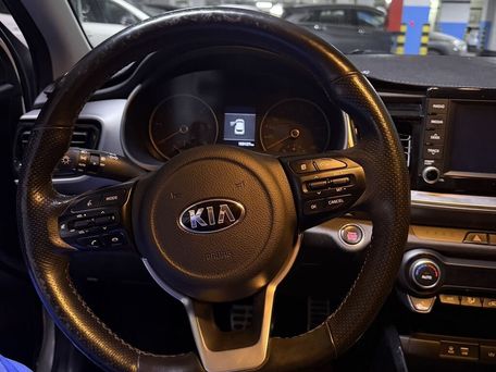 Kia Stonic, 2018 — 照片 8
