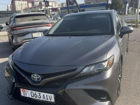 Toyota Camry, 2021 — photo 1