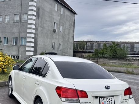 Subaru Legacy, 2010 — photo 3