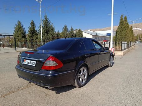 Mercedes-Benz E-Class, 2008 — photo 5
