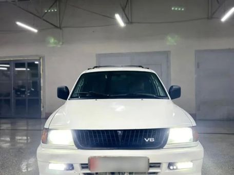 Mitsubishi Montero Sport, 1999 — photo 1