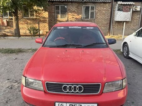 Audi A4, 1998 — 照片 1