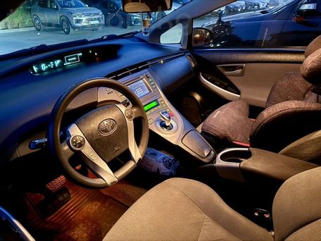 Toyota Prius, 2015 — 照片 9