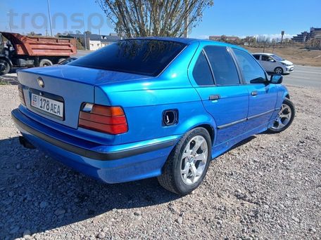 BMW 3 Series, 1993 — photo 6