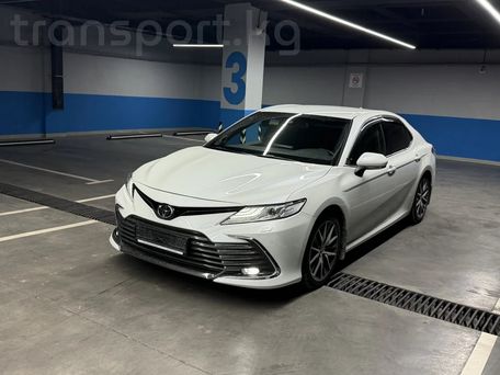 Toyota Camry, 2023 — photo 3