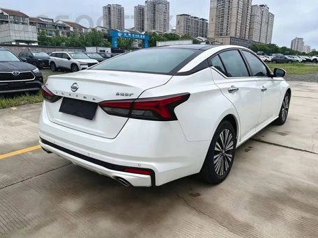 Nissan Altima, 2022 — сүрөт 4