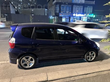Honda Fit, 2002 — photo 3
