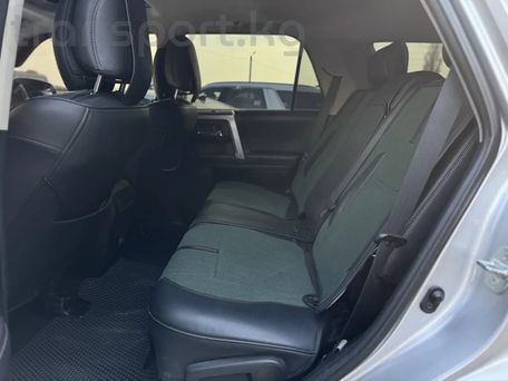Toyota 4Runner, 2019 — photo 4