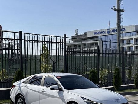 Hyundai Elantra, 2022 — photo 2