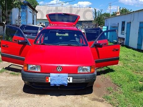 Volkswagen Passat, 1993