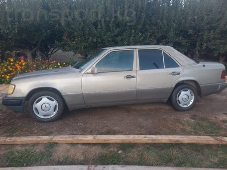 Mercedes-Benz E-Класс, 1990 — 照片 5