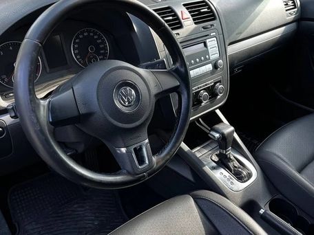 Volkswagen Jetta, 2010 — photo 5