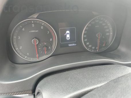 Hyundai Avante, 2018 — сүрөт 7