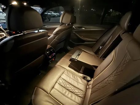 BMW 5 серии, 2020 — 照片 9