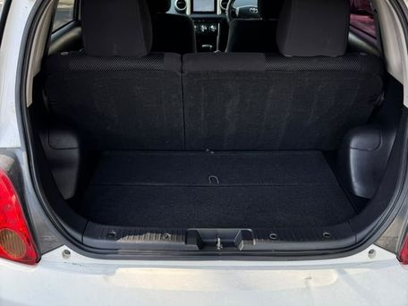 Toyota Ist, 2003 — сүрөт 7