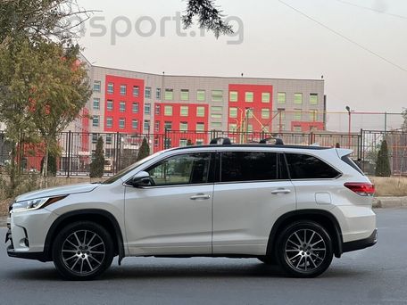 Toyota Highlander, 2018 — photo 4
