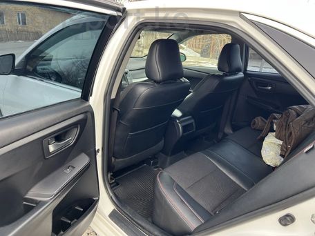 Toyota Camry, 2016 — 照片 5