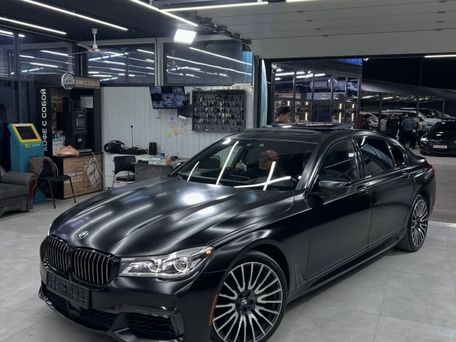 BMW 7 серии, 2019 — 照片 1