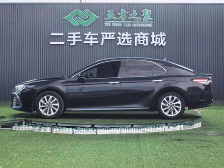 Toyota Camry, 2023 — фото 4