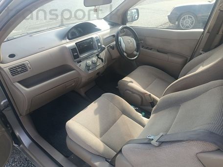 Toyota Raum, 2003 — photo 8