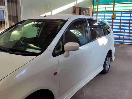 Honda Stream, 2002 — 照片 4