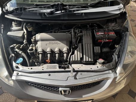 Honda Fit, 2004 — photo 17