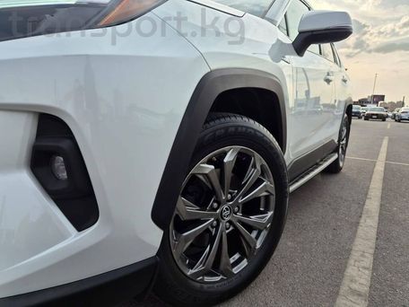Toyota RAV4, 2022 — photo 8