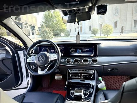 Mercedes-Benz E-Класс, 2020 — фото 18