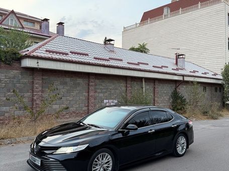 Toyota Camry, 2018