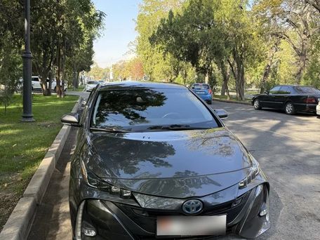 Toyota Prius c, 2019 — фото 11