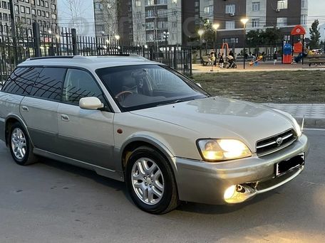 Subaru Legacy, 1999 — 照片 1