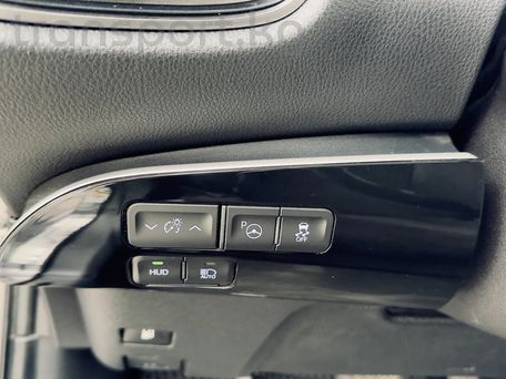 Toyota Prius, 2021 — фото 11