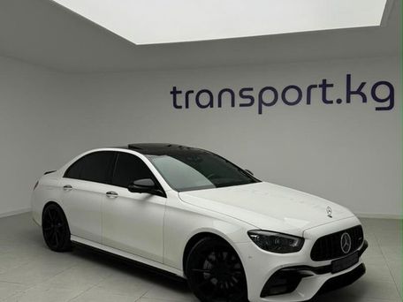 Mercedes-Benz E-Класс, 2022 — фото 4