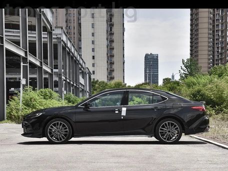 Toyota Camry, 2025 — фото 1
