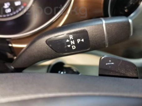 Mercedes-Benz V-Класс, 2021 — сүрөт 8