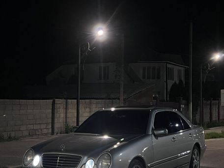 Mercedes-Benz E-Класс, 2002 — сүрөт 8
