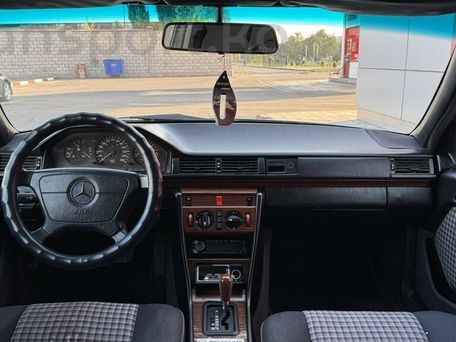 Mercedes-Benz E-Класс, 1994 — photo 6