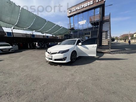 Toyota Camry, 2012