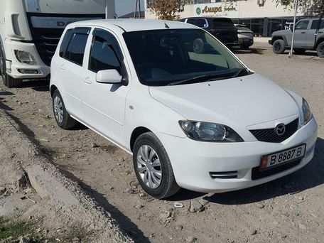 Mazda Demio, 2003 — 照片 2