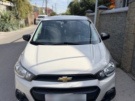 Chevrolet Spark, 2017 — 照片 1