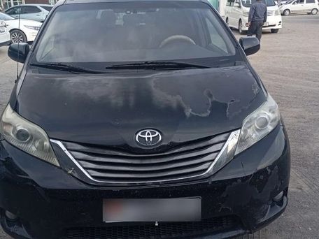 Toyota Sienna, 2010 — 照片 6