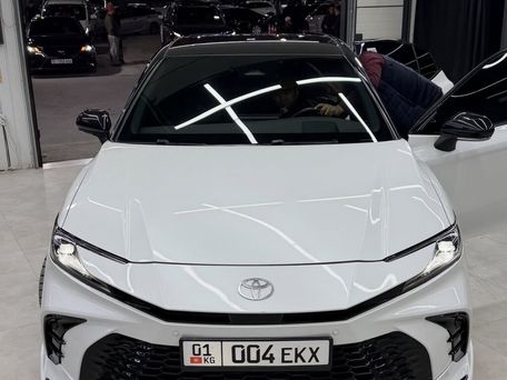Toyota Camry, 2024 — 照片 2