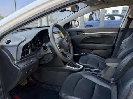 Hyundai Elantra, 2019 — фото 9