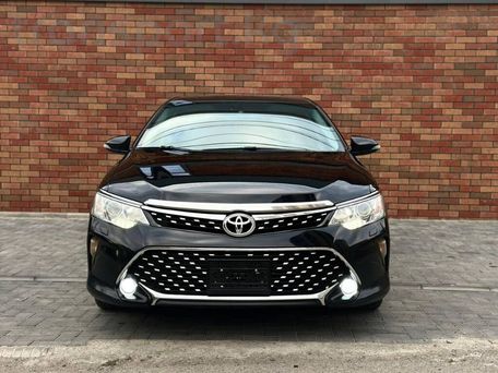 Toyota Camry, 2016 — 照片 1