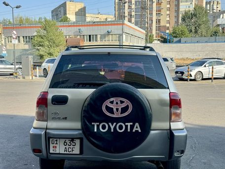 Toyota RAV4, 2003 — фото 4