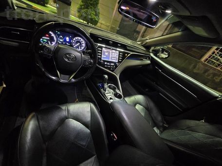 Toyota Camry, 2017 — 照片 6