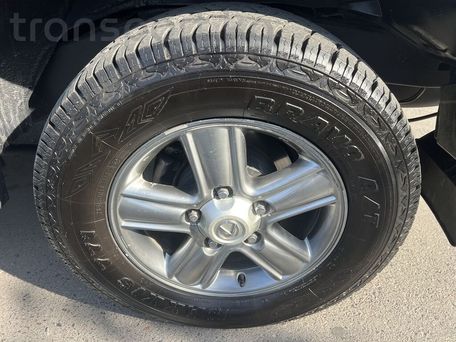 Lexus LX, 2006 — 照片 7